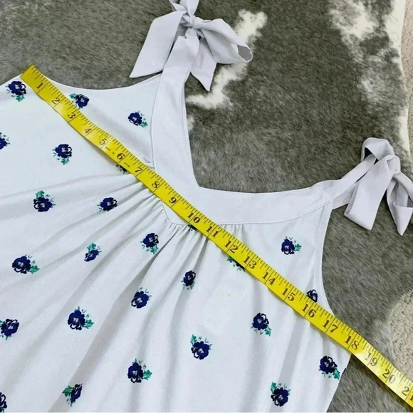 NWT Banana Republic Floral Top - Picture 10 of 10